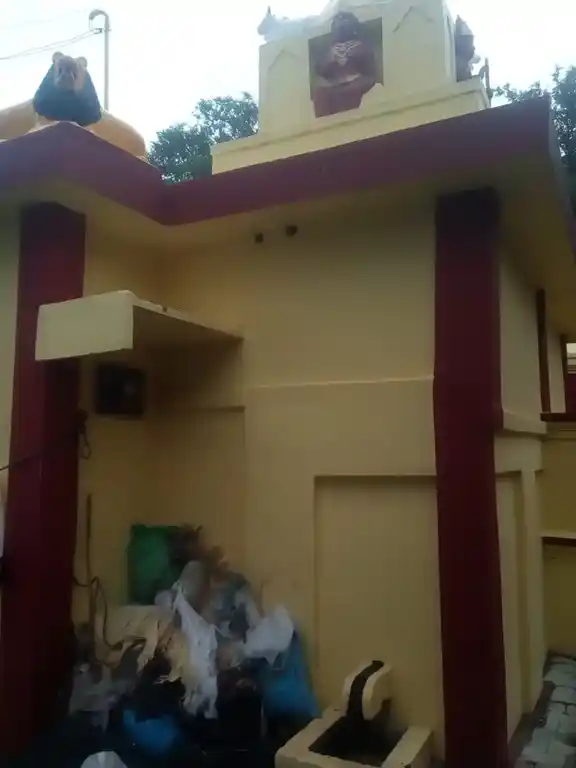 Arulmigu Mariyamman Temple, Adikarapatty - 636905 அருள்மிகு மாரியம்மன் திருக்கோயில், Adikarapatty - 636905, Dharmapuri - Ancient Temple Architecture and History Image 4