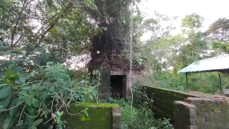 Arulmigu Mariyamman Temple, Agara Arasur - 609306 Temple