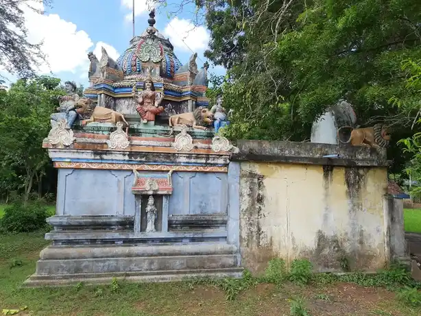 Arulmigu Mariyamman Temple, Agaraelathur - 609116 அருள்மிகு மாரியம்மன் திருக்கோயில், Agarailathur, Sirkali - 609116, Mayiladuthurai - Ancient Temple Architecture and History Image 4