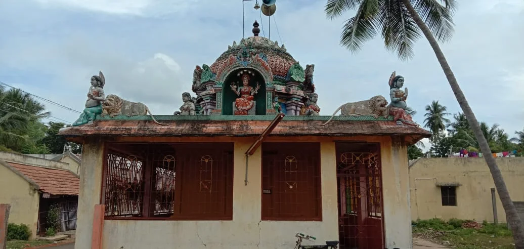 Arulmigu Mariyamman Temple, Akkaraipoondi - 614203 அருள்மிகு மாரியம்மன் திருக்கோயில், Akkaraipoondi - 614203, Thanjavur - Ancient Temple Architecture and History Image 6