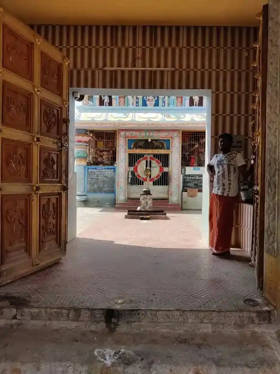 Arulmigu Mariyamman Temple, Allithurai, Thiruchirappalli - 620102 அருள்மிகு மாரியம்மன் திருக்கோயில், Allithurai, Thiruchirappalli - 620102, Thiruchirappalli - Ancient Temple Architecture and History Image 4