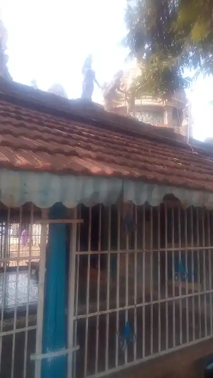 Arulmigu Mariyamman Temple, Ambapoor Kavanoor - 621704 அருள்மிகு மாரியம்மன் திருக்கோயில், Ambapoor Kavanoor - 621704, Ariyalur - Ancient Temple Architecture and History Image 2