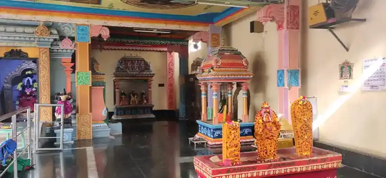 Arulmigu Mariyamman Temple, Ambur Pet - 635802 அருள்மிகு மாரியம்மன் திருக்கோயில், அம்பூர்பேட்டை - 635802, Thirupathur - Ancient Temple Architecture and History Image 2