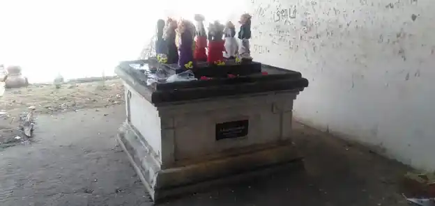 Arulmigu Mariyamman Temple And Muniyandavar Temple, Manojipatti - 613004 அருள்மிகு முத்துமாரியம்மன் திருக்கோயில், Manojipatti - 613004, Thanjavur - Ancient Temple Architecture and History Image 5