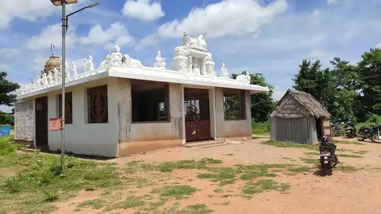 Arulmigu Mariyamman Temple, Aniyapoor - 621303 Arulmigu Mariyamman Temple, Aniyapoor - 621303, Thiruchirappalli - Ancient Temple Architecture and History Image 3