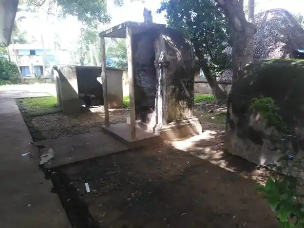 Arulmigu Mariyamman Temple, Annaimel Agaram - 609806 அருள்மிகு மாரியம்மன் திருக்கோயில், Annaimel Agaram - 609806, Mayiladuthurai - Ancient Temple Architecture and History Image 2