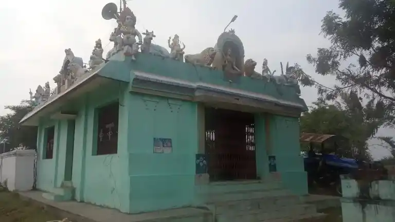 Arulmigu Mariyamman Temple, Annakaranpettai - 612904 அருள்மிகு மாரியம்மன் திருக்கோயில், Annakaranpettai - 612904, Ariyalur - Ancient Temple Architecture and History Image 3