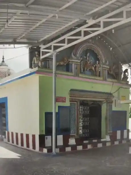 Arulmigu Mariyamman Temple, Aravakkuruchi - 639201 அருள்மிகு மாரியம்மன் திருக்கோயில், Aravakkuruchi - 639201, Karur - Ancient Temple Architecture and History Image 5