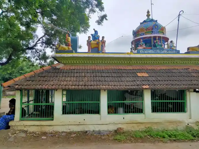 Arulmigu Mariyamman Temple, Arumadal - 621220 Arulmigu Mariyamman Temple, Arumadal - 621220, Perambalur - Ancient Temple Architecture and History Image 2