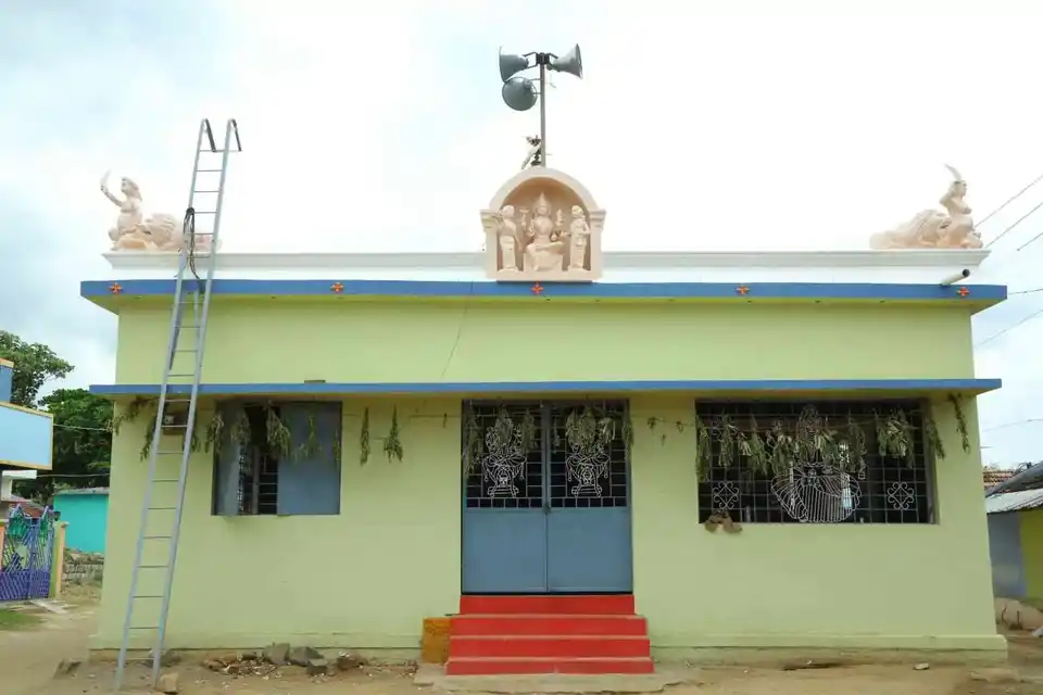 Arulmigu Mariyamman Temple, B.Pallipatti - 636905 அருள்மிகு மாரியம்மன் திருக்கோயில், B.Pallipatti - 636905, Dharmapuri - Ancient Temple Architecture and History Image 4