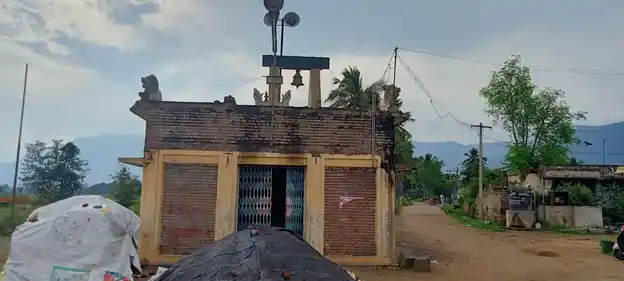 Arulmigu Mariyamman Temple, Balakrishnampatti - 621003 அருள்மிகு மாரியம்மன் திருக்கோயில், பி.மேட்டுர் - 621003, Thiruchirappalli - Ancient Temple Architecture and History Image 11