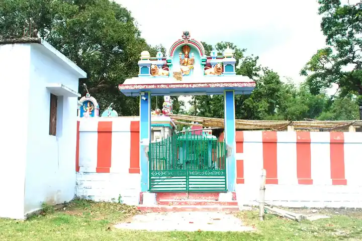 Arulmigu Mariyamman Temple, Bokkapuram - 643223 அருள்மிகு மாரியம்மன் திருக்கோயில், Bokkapuram - 643223, Nilgiris - Ancient Temple Architecture and History Image 2