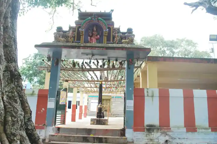 Arulmigu Mariyamman Temple, Bokkapuram - 643223 அருள்மிகு மாரியம்மன் திருக்கோயில், Bokkapuram - 643223, Nilgiris - Ancient Temple Architecture and History Image 4