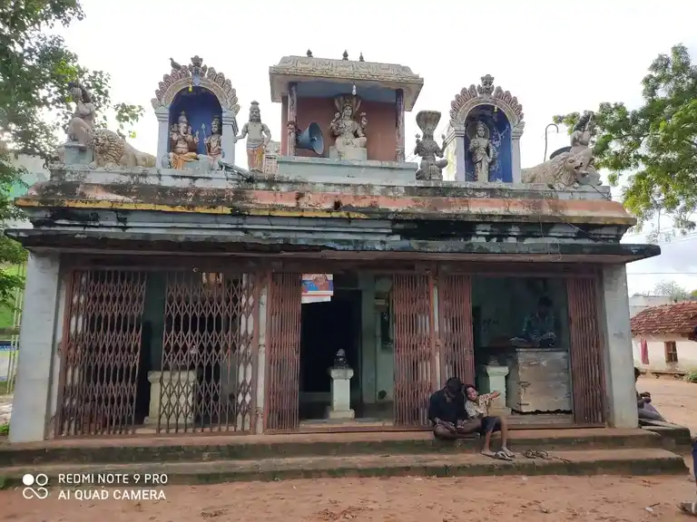 Arulmigu Mariyamman Temple, Chinnakarukai - 608901 அருள்மிகு மாரியம்மன் திருக்கோயில், சின்னகருக்கை - 608901, Ariyalur - Ancient Temple Architecture and History Image 2