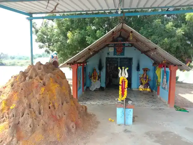 Arulmigu Mariyamman Temple, Cholamadevi - 612902 அருள்மிகு மாரியம்மன் திருக்கோயில், Cholamadevi - 612902, Ariyalur - Ancient Temple Architecture and History Image 4