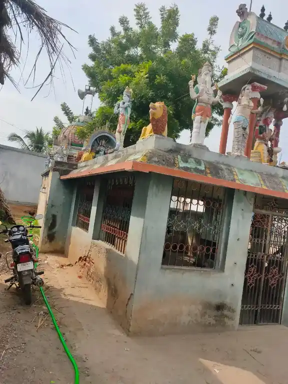 Arulmigu Mariyamman Temple, Eraiyur Colony - 607201 அருள்மிகு மாரியம்மன் திருக்கோயில், Eraiyur Colony - 607201, Kallakurichi - Ancient Temple Architecture and History Image 4