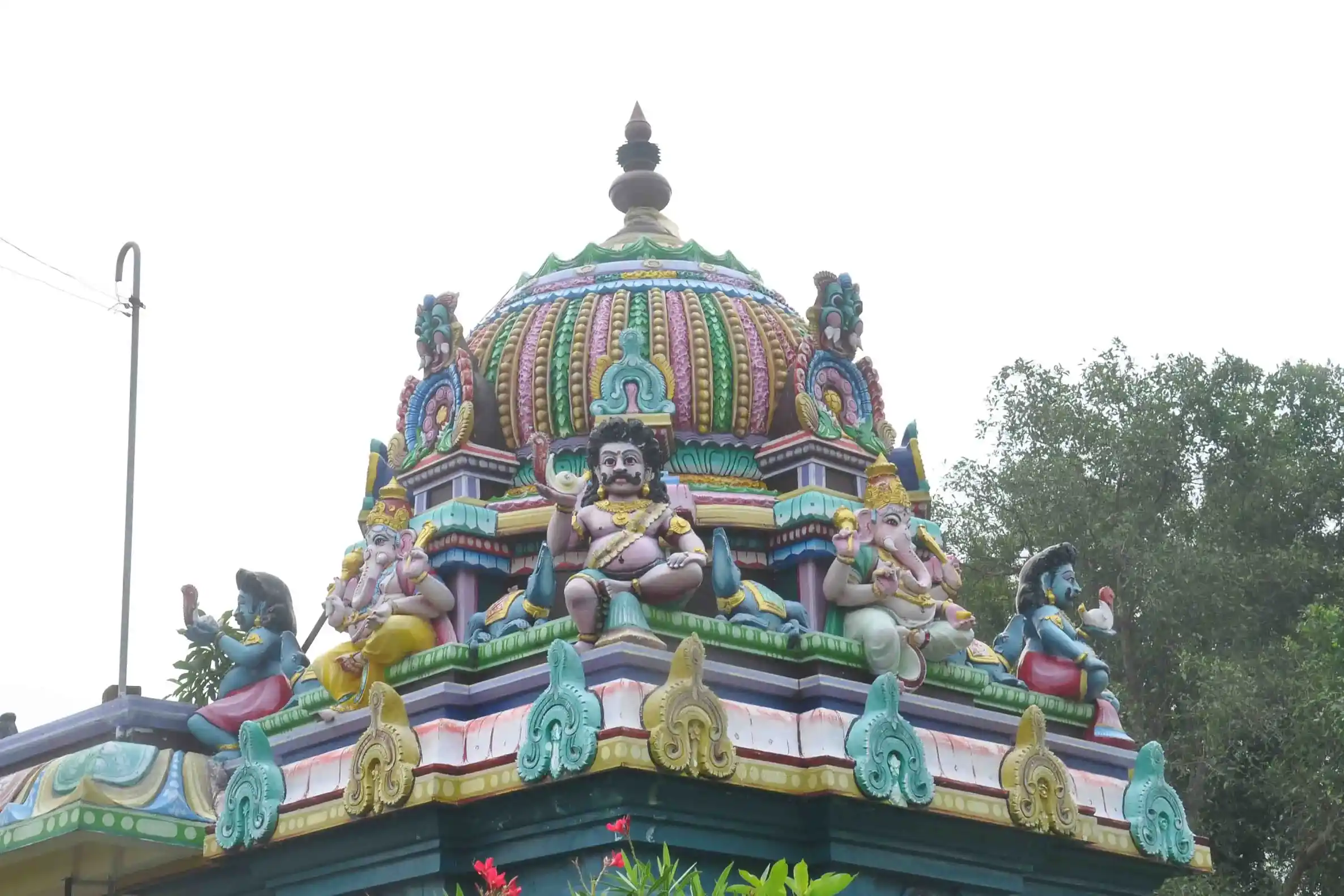 Arulmigu Mariyamman Temple, Ezhumagalur - 609805 அருள்மிகு மாரியம்மன் திருக்கோயில், Ezhumagalur - 609805, Mayiladuthurai - Ancient Temple Architecture and History Image 5