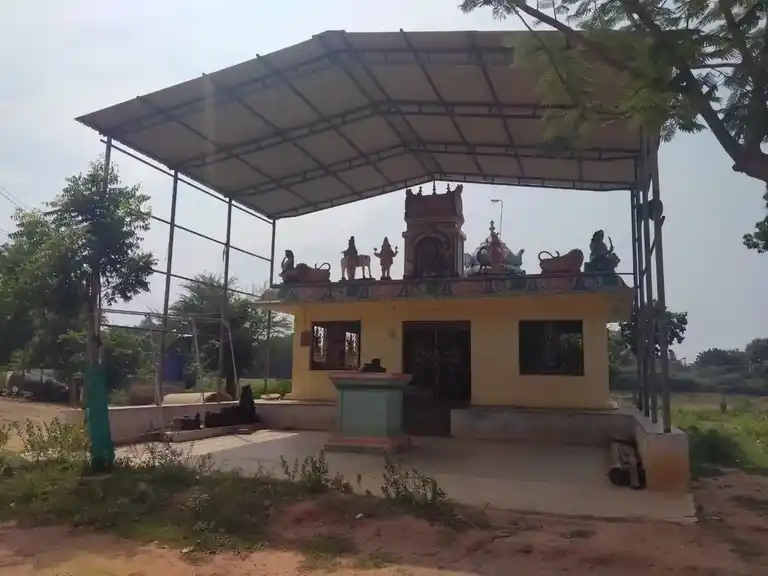Arulmigu Mariyamman Temple, Ilaikadambur - 621719 அருள்மிகு மாரியம்மன் திருக்கோயில், Ilaikadambur - 621719, Ariyalur - Ancient Temple Architecture and History Image 4