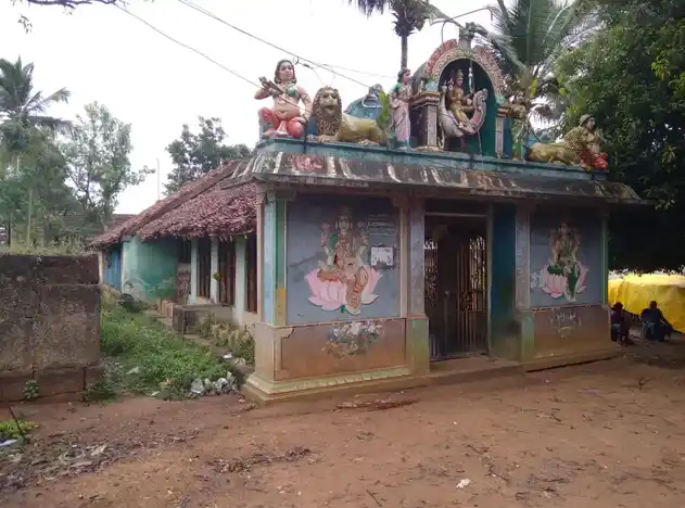 Arulmigu Mariyamman Temple, Ilaiyur - 621806 அருள்மிகு செல்லியம்மன் , மாரியம்மன் திருக்கோயில், Ilaiyur - 621806, Ariyalur - Ancient Temple Architecture and History Image 5
