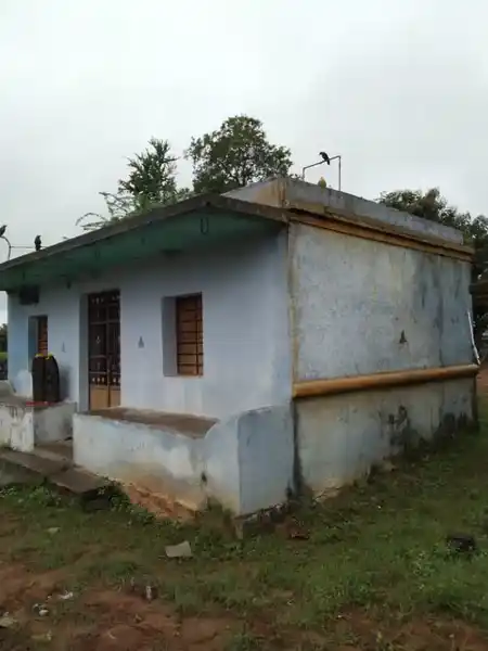 Arulmigu Mariyamman Temple, Jangalahalli - 636903 அருள்மிகு மாரியம்மன் திருக்கோயில், Jangalahalli - 636903, Dharmapuri - Ancient Temple Architecture and History Image 2