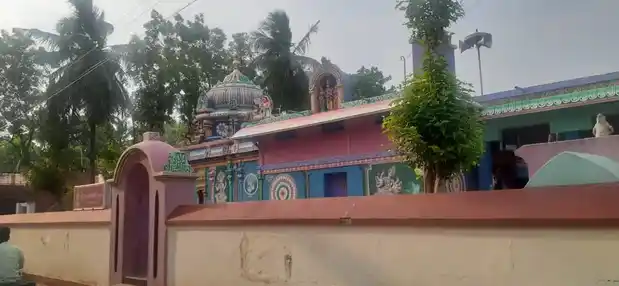Arulmigu Mariyamman Temple, Kadalangudi - 609204 Temple