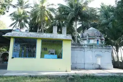 Arulmigu Mariyamman Temple, Kadalangudi, Kadalangudi - 609801 அருள்மிகு மாரியம்மன் திருக்கோயில், கடலங்குடி - 609801, Mayiladuthurai - Ancient Temple Architecture and History Image 3