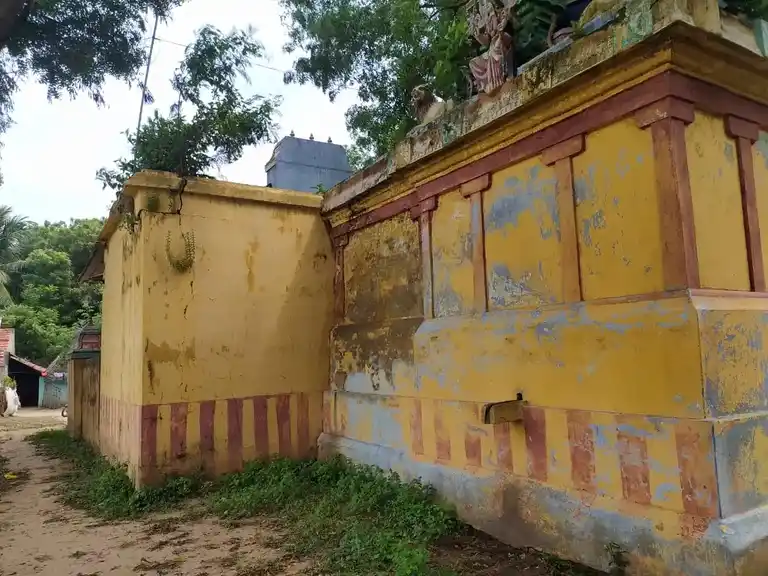 Arulmigu Mariyamman Temple, Kadichambadi - 612501 Arulmigu Mariyamman Temple, Kadichambadi - 612501, Thanjavur - Ancient Temple Architecture and History Image 5