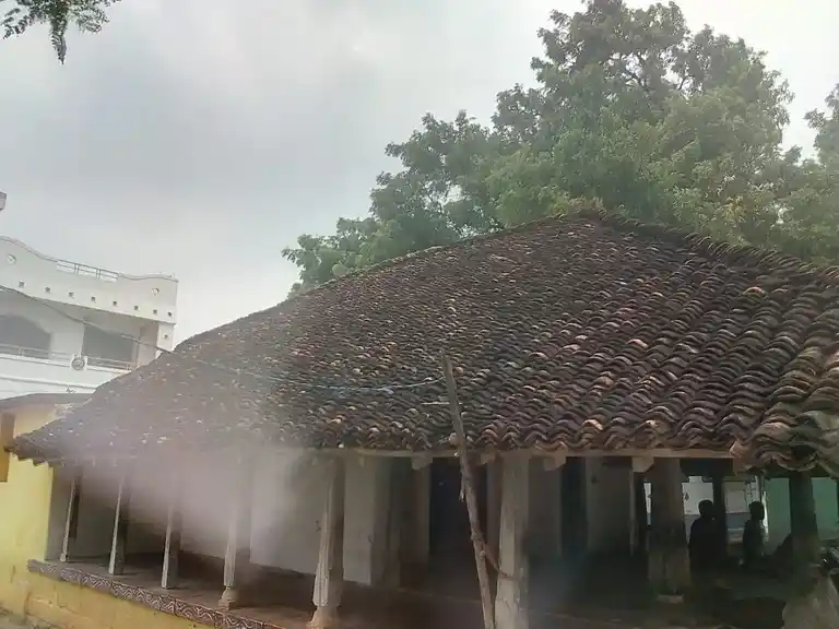 Arulmigu Mariyamman Temple, Kadukur - 621715 Arulmigu Mariyamman Temple, Kadukur - 621715, Ariyalur - Ancient Temple Architecture and History Image 3