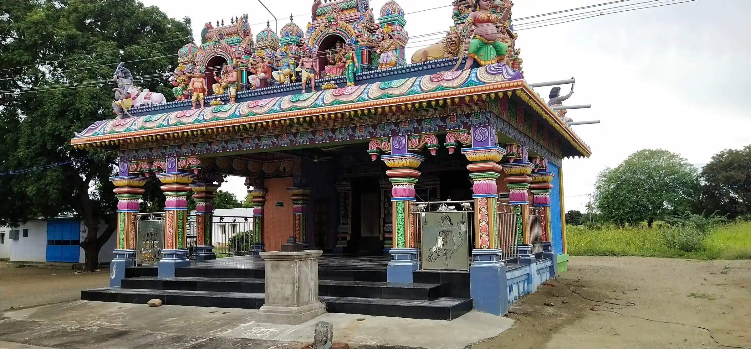 Arulmigu Mariyamman Temple, Kalingamudaiyanpatti - 620019 Arulmigu Mariyamman Temple, Kalingamudaiyanpatti - 620019, Thiruchirappalli - Ancient Temple Architecture and History Image 2