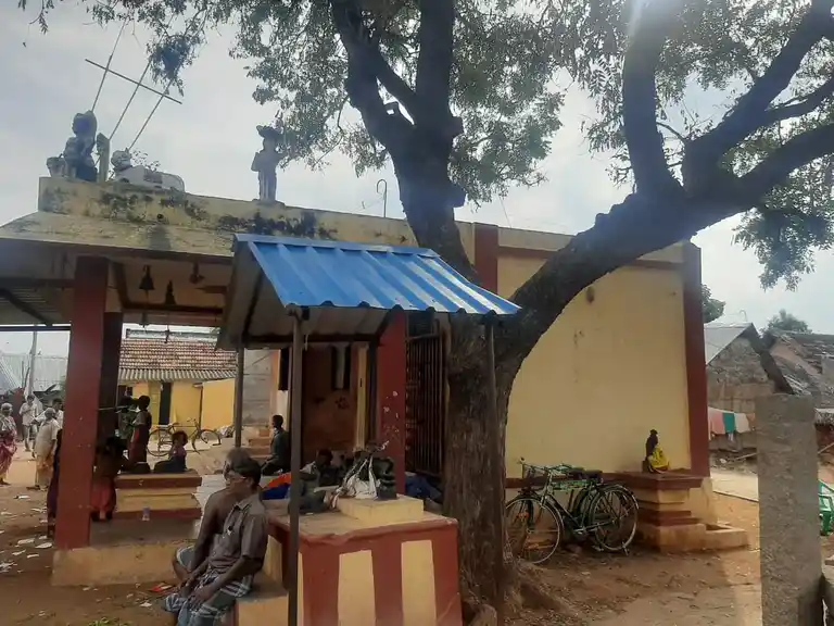 Arulmigu Mariyamman Temple, Kallanguthu, Attur - 636102 அருள்மிகு மாரியம்மன் திருக்கோயில், Kallanguthu, Attur - 636102, Salem - Ancient Temple Architecture and History Image 2