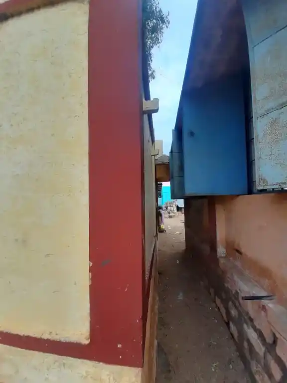 Arulmigu Mariyamman Temple, Kallanguthu, Attur - 636102 அருள்மிகு மாரியம்மன் திருக்கோயில், Kallanguthu, Attur - 636102, Salem - Ancient Temple Architecture and History Image 4