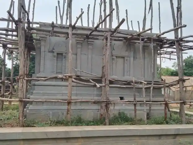 Arulmigu Mariyamman Temple, Kalumangalam - 621722 அருள்மிகு மாரியம்மன் திருக்கோயில், கழுமங்கலம் - 621722, Ariyalur - Ancient Temple Architecture and History Image 4