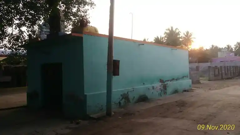 Arulmigu Mariyamman Temple, Kamatchipatti, Uttangarai - 635207 அருள்மிகு மாரியம்மன் திருக்கோயில், Kamatchipatti, Uttangarai - 635207, Krishnagiri - Ancient Temple Architecture and History Image 2