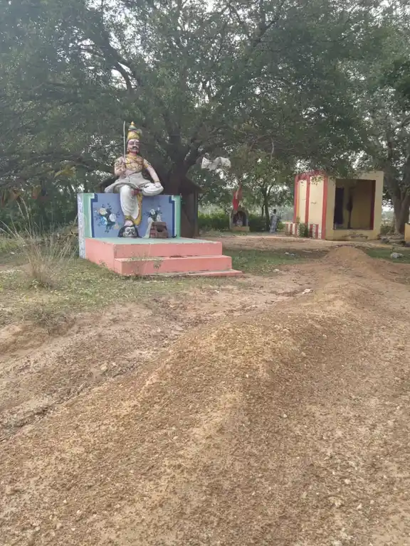 Arulmigu Mariyamman Temple, Karaikuruchi - 612904 அருள்மிகு மாரியம்மன் திருக்கோயில், காரைக்குறிச்சி - 612904, Ariyalur - Ancient Temple Architecture and History Image 4