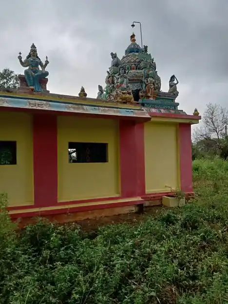 Arulmigu Mariyamman Temple, Kariyampathi - 635207 அருள்மிகு மாரியம்மன் திருக்கோயில், Kariyampathi - 635207, Krishnagiri - Ancient Temple Architecture and History Image 4