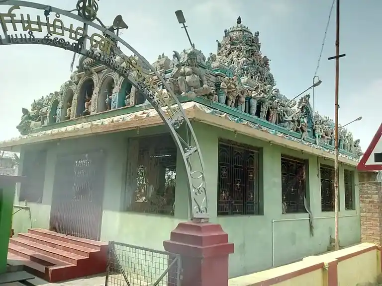 Arulmigu Mariyamman Temple, Katupirinkiyam - 621729 அருள்மிகு மாரியம்மன் திருக்கோயில், காட்டுபிரிங்கியம் - 621729, Ariyalur - Ancient Temple Architecture and History Image 2
