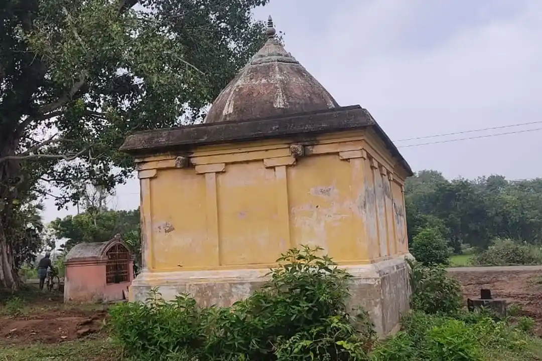 Arulmigu Mariyamman Temple, Keezhmanakkudi - 612504 அருள்மிகு மாரியம்மன் திருக்கோயில், Keezhmanakkudi - 612504, Thanjavur - Ancient Temple Architecture and History Image 2