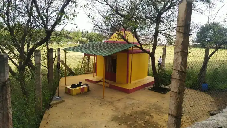 Arulmigu Mariyamman Temple, Kinathukadavu - 642109 அருள்மிகு மாரியம்மன் திருக்கோயில், Kinathukadavu - 642109, Coimbatore - Ancient Temple Architecture and History Image 2