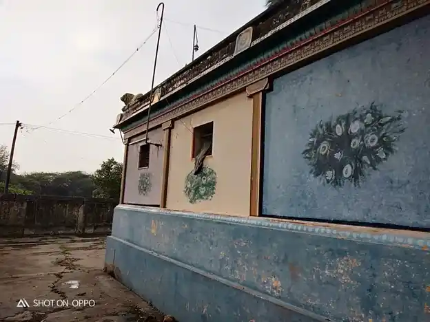 Arulmigu Mariyamman Temple, Kizhaparuthikudi - 612203 அருள்மிகு மாரியம்மன் திருக்கோயில், ஆரலூர் - 612203, Mayiladuthurai - Ancient Temple Architecture and History Image 5