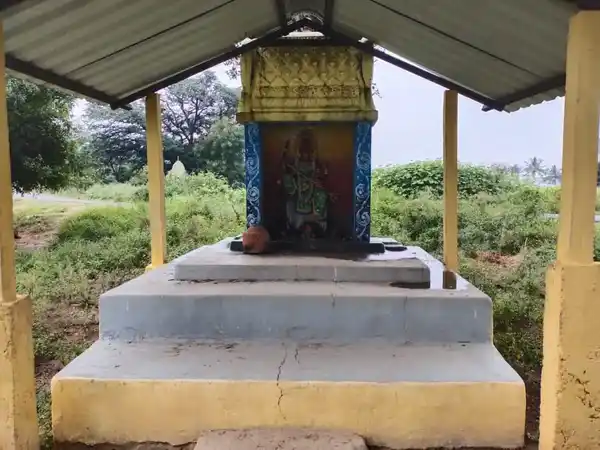 Arulmigu Mariyamman Temple, Kolagampatti - 636903 அருள்மிகு புதூர் மாரியம்மன் திருக்கோயில், Kolagampatti - 636903, Dharmapuri - Ancient Temple Architecture and History Image 3