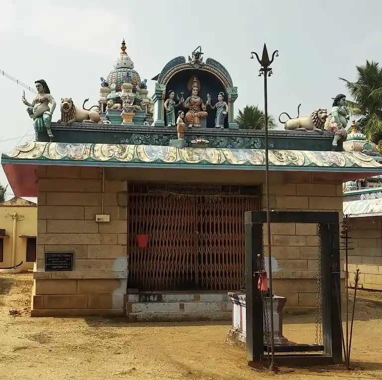 Arulmigu Mariyamman Temple, Kurumpalamahadevi - 637213 அருள்மிகு மாரியம்மன் திருக்கோயில், Kurumpalamahadevi - 637213, Namakkal - Ancient Temple Architecture and History Image 8