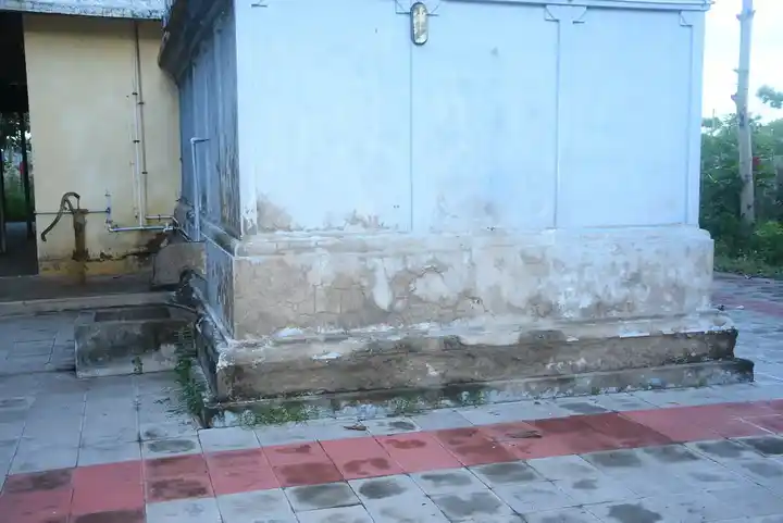 Arulmigu Mariyamman Temple, Madappuram - 609309 Arulmigu Mariyamman Temple, Madappuram - 609309, Mayiladuthurai - Ancient Temple Architecture and History Image 4