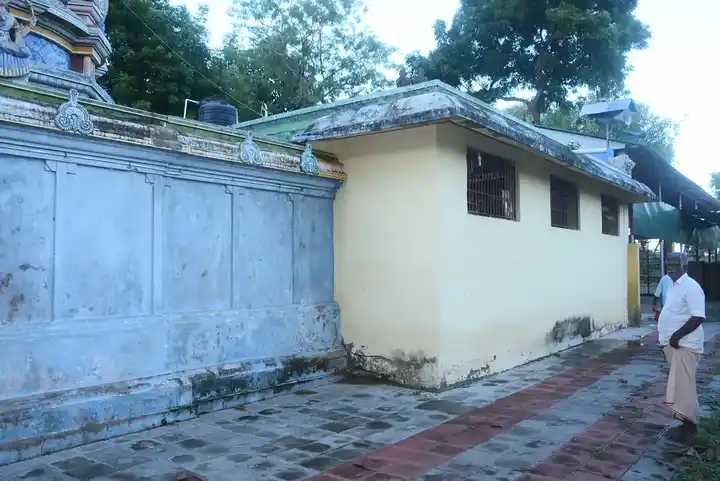 Arulmigu Mariyamman Temple, Madappuram - 609309 Arulmigu Mariyamman Temple, Madappuram - 609309, Mayiladuthurai - Ancient Temple Architecture and History Image 6