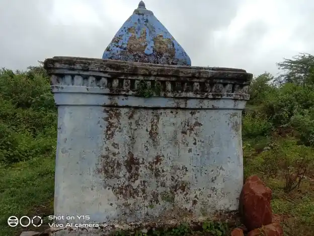 Arulmigu Mariyamman Temple, Mambadi - 636903 அருள்மிகு மாரியம்மன் திருக்கோயில், .பறையப்பட்டி, .பறையப்பட்டி - 636903, Dharmapuri - Ancient Temple Architecture and History Image 3