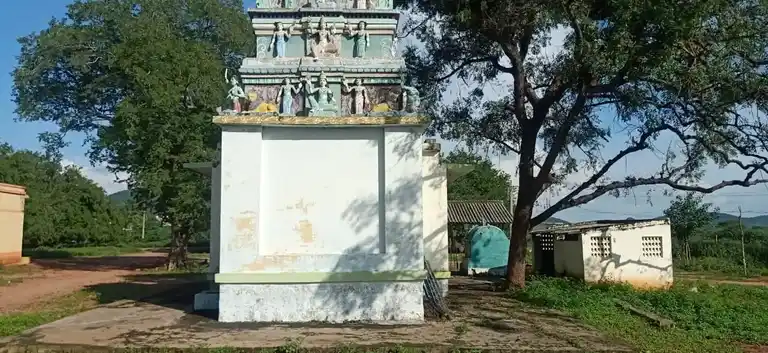 Arulmigu Mariyamman Temple, Maniyankurichi - 621305 Arulmigu Mariyamman Temple, Maniyankurichi - 621305, Thiruchirappalli - Ancient Temple Architecture and History Image 4