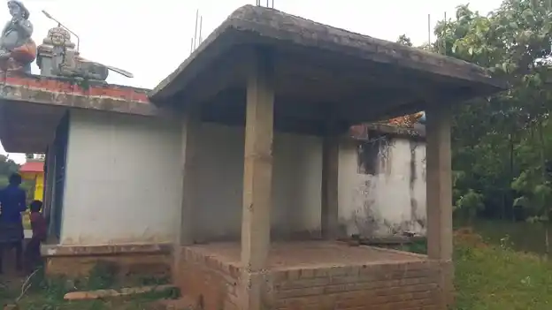 Arulmigu Mariyamman Temple, Mannuli - 621705 அருள்மிகு மாரியம்மன் திருக்கோயில், மண்ணுழி - 621705, Ariyalur - Ancient Temple Architecture and History Image 4