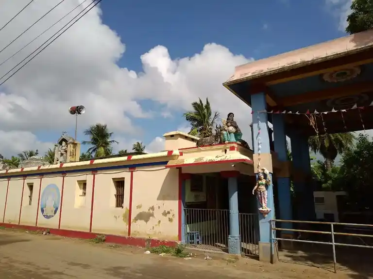 Arulmigu Mariyamman Temple, Maruthapattinam - 610001 அருள்மிகு காமாட்சி மாரியம்மன் திருக்கோயில், Maruthapattinam - 610001, Thiruvarur - Ancient Temple Architecture and History Image 3