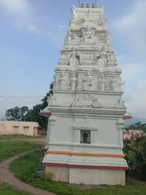 Arulmigu Mariyamman Temple, Maveripatti, Eachampadi - 636902 அருள்மிகு மாரியம்மன் திருக்கோயில், Maveripatti, Eachampadi - 636902, Dharmapuri - Ancient Temple Architecture and History Image 2