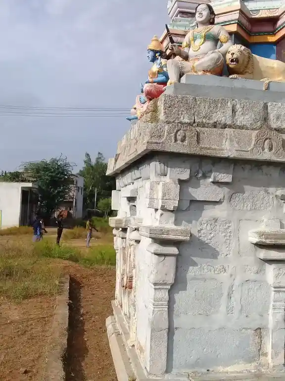 Arulmigu Mariyamman Temple, Mogalaar - 605757 அருள்மிகு மாரியம்மன் அம்மச்சார் திருக்கோயில், Mogalaar - 605757, Kallakurichi - Ancient Temple Architecture and History Image 3