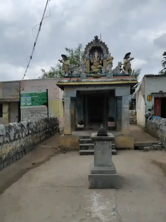 Arulmigu Mariyamman Temple, Mudhaloor - 605757 அருள்மிகு மாரியம்மன் திருக்கோயில், Mudhaloor - 605757, Kallakurichi - Ancient Temple Architecture and History Image 5